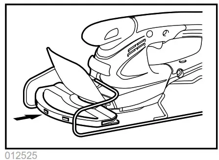 makita DUM166 160mm Cordless Grass Shear - Adjusting the shearing height 3
