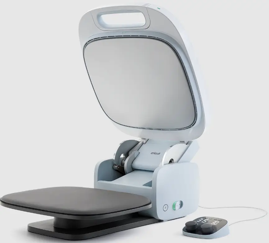 Cricut Autopress Clever Heat Press in a Expensive Box product