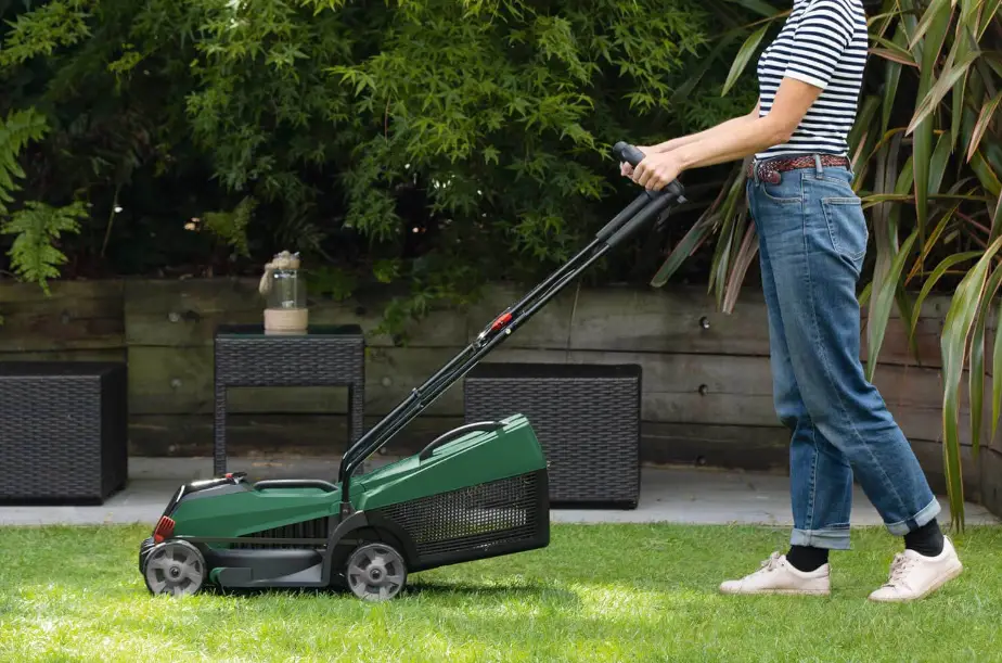 Bosch Citymower 18v-32-300 Cordless Lawnmower Instruction Manual Bosch Citymower 18v-32-300 Cordless Lawnmower Instruction Manual