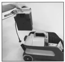 Nilfisk VP600 US Vacuum Cleaner-10