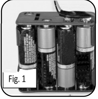 WATER TECH 11835863 Leaf Vac Cordless Battery Powered Swimming Pool Leaf Skimmer - compartment