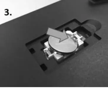 INSERT THE TOP BATTERY