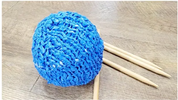 instructables-Knit-Plastic-Bag-Ball-FIG-21