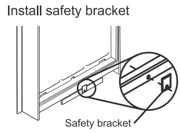 GLOBAL Window Air Conditioner 293082 User Manual - Hook the safety bracket over