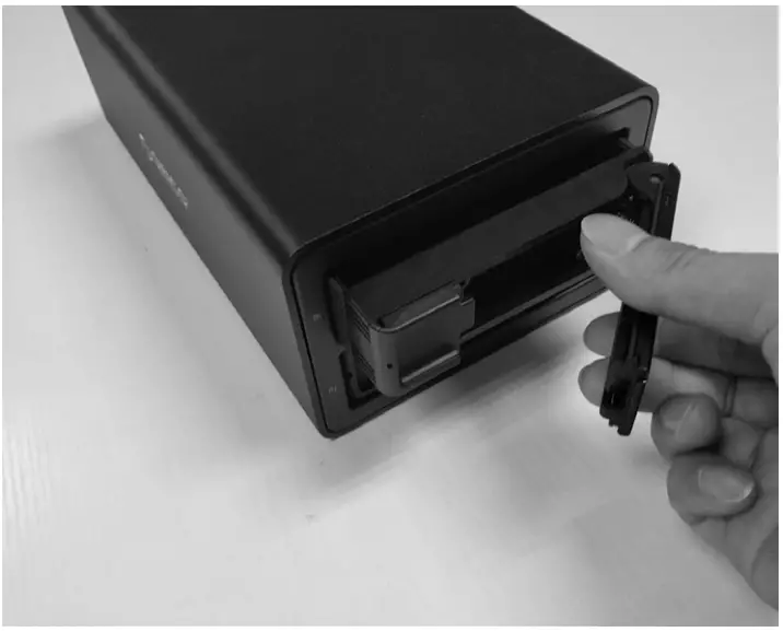 ORICO 35RU3 Series 2 5 and 3 5 Inch External Hard Drive RAID Enclosure - Grab