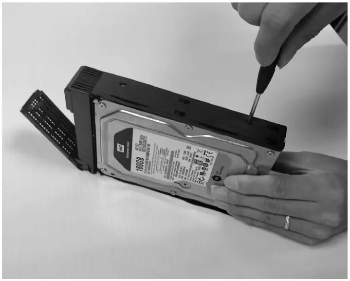 ORICO 35RU3 Series 2 5 and 3 5 Inch External Hard Drive RAID Enclosure - fixed