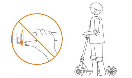 MASERATI MC e-Scooter User Manual - DO NOT press the throttle when walking with the KickScooter