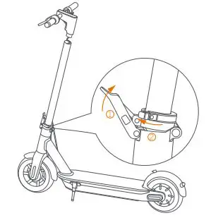 MASERATI MC e-Scooter User Manual - Unfold the handlebar stem and fasten it