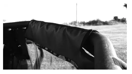 FALCON RIDGE CA-MAVERICK-RW01 Can-Am Maverick Soft Rear Window FIG (1)