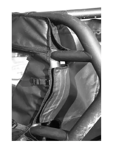 FALCON RIDGE CA-MAVERICK-RW01 Can-Am Maverick Soft Rear Window FIG (3)