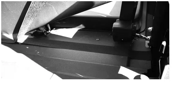 FALCON-RIDG-KAW-PROFX-Full-Cab-with-Polycarbonate-Windshield-fig-4