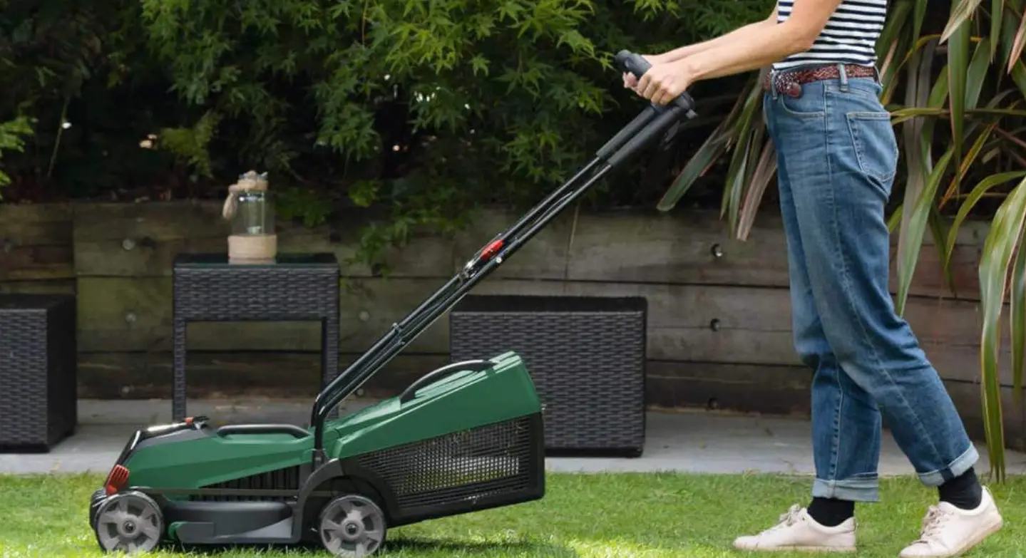 Bosch 18v-32-300 Citymower User Manual Bosch 18v-32-300 Citymower User Manual