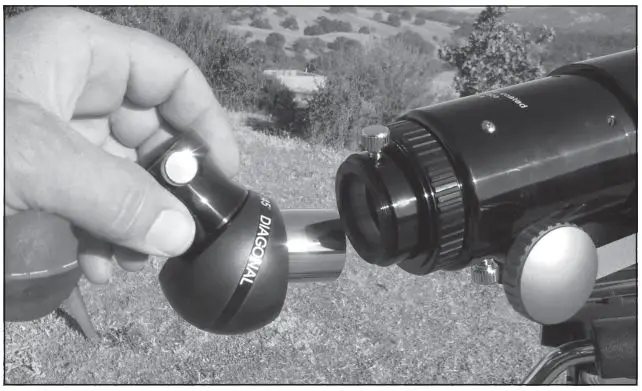 ORION StarBlast 62mm Compact Travel Refractor 10149 - Figure 3