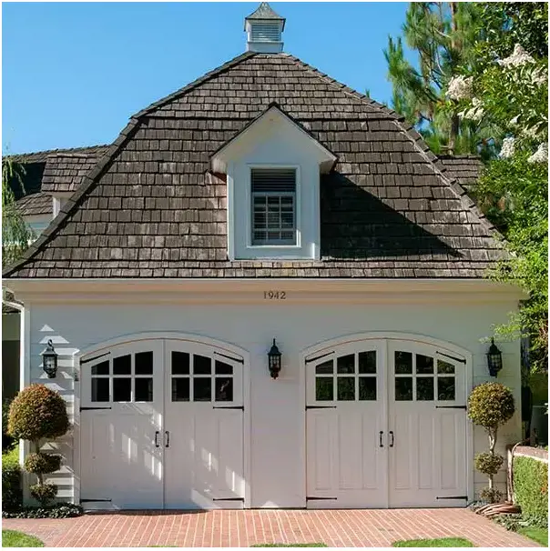 REALCRAFT-Carriage-Garage-Doors-and-Custom-Barn-Doors-product