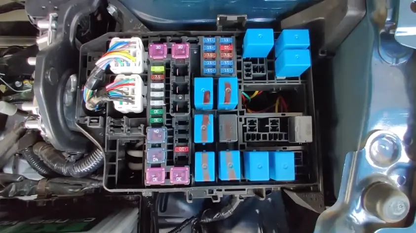 Suzuki Xl6 Fuse Box Diagram