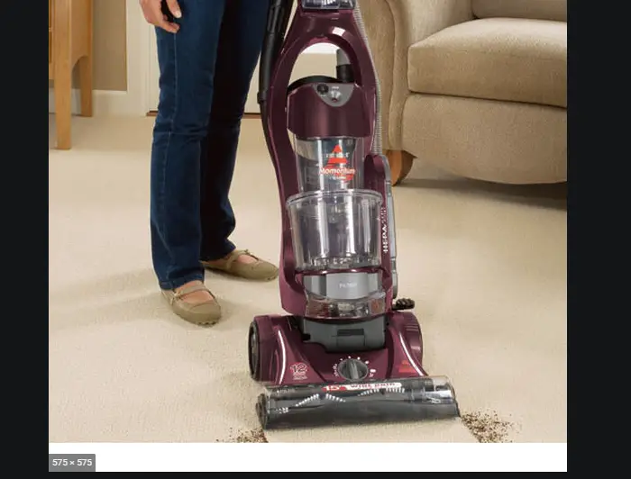 Bissell 6390/ 3910 Series Powertrak Cyclonic/ Momentum Bagless Vacuum User's Guide