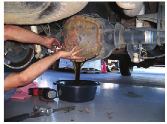 PPE Heavy Duty Cast Aluminum Rear Differential Cover - Step 1