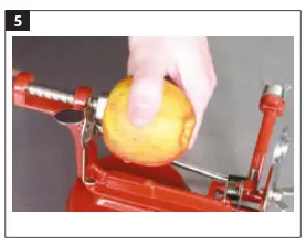 Menuett-016855-Apple-Peeler-05
