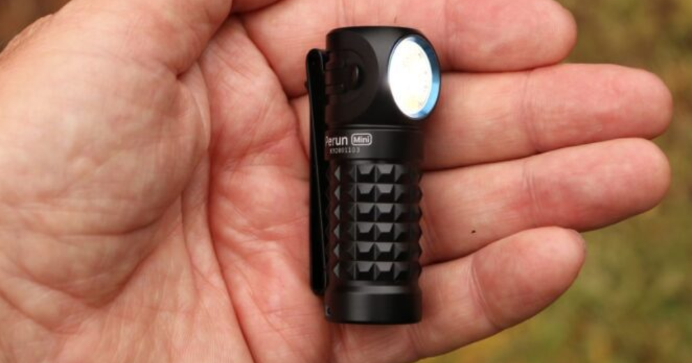 Olight Perun Mini Multi-use Led Flashlight Kit User Manual