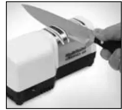 Chef-sChoice-220-Hybrid-Diamond-Hone-Knife-Sharpener-FIG3