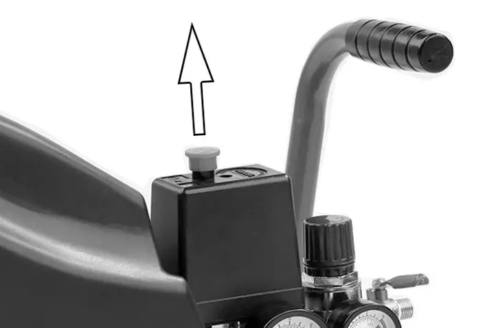 AirMaster TIGER 7 260 24L Oil Free Air Compressor- TURNING THE COMPRESSOR ON