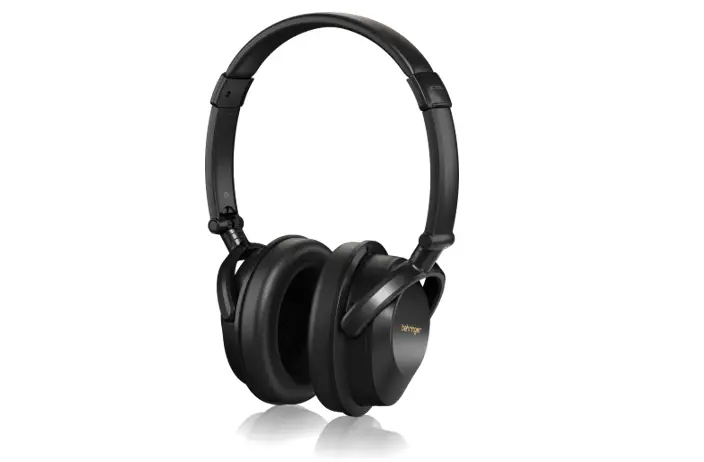 Behringer Headphones With Bluetooth User Guide Behringer Headphones With Bluetooth User Guide