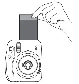 FUJFILM Instax Mini 11 Camera take the film out