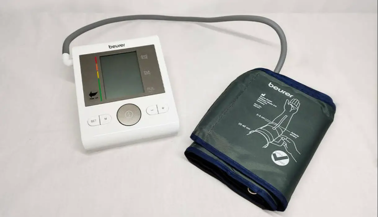 Beurer Bm 28 Upper Arm Blood Pressure Monitor Instruction Manual