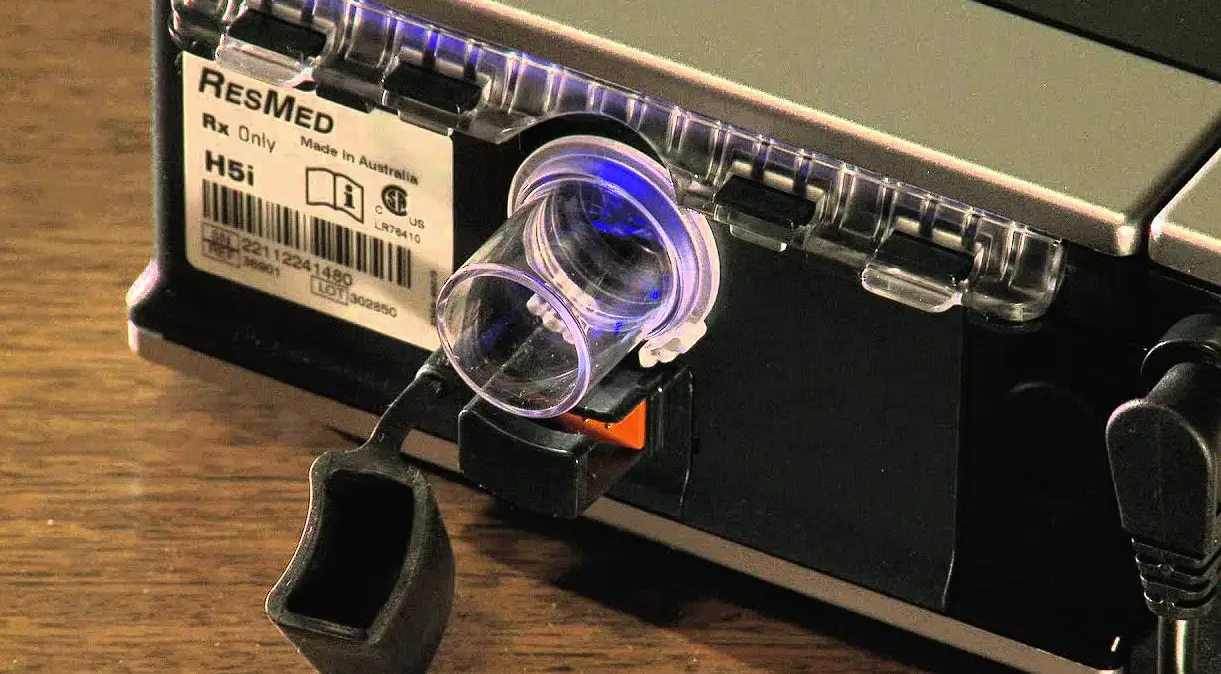 Resmed H5i™ Heated Humidifier User Manual Resmed H5i™ Heated Humidifier User Manual