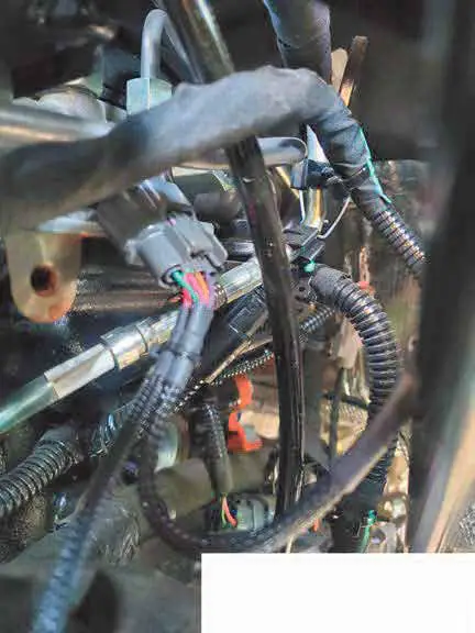 AG-DIESEL-SOLUTIONS-20250-2013-5-2018-6-7L-Cummins-14