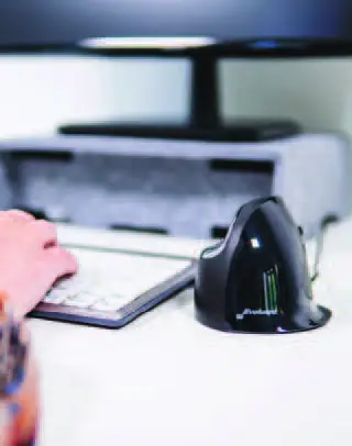 Bakker-Elkhuizen-Evoluent-D-Wired-Ergonomic-Mouse-08