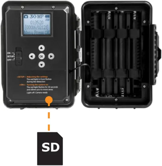 FORCE-PRO 30MP - INSERT AN SD CARD