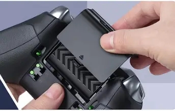 ELISWEEN-TYX-531C-Controller-Charger-Station-for-Xbox-One-fig-5