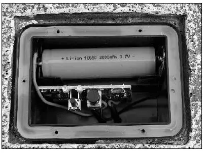 Roaming Light B091Y2MMN2 One To One Linkable Solar Bluetooth Rock Speaker 3