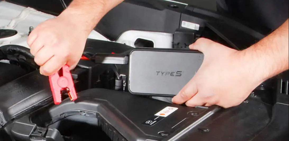 Type S Ac532632-1 Jump Starter And Wireless Power Bank User Manual