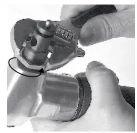 MEEC TOOLS 017081 Nibbler Instruction Manual - Release the lock nut with a spanner