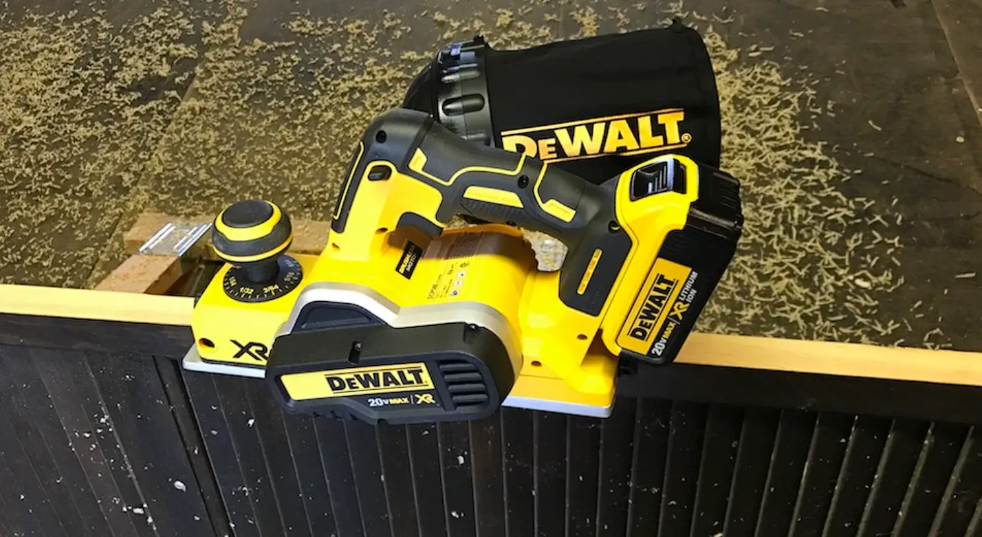 Dewalt Dcp580 18v Xr Cordless Brushless Planer Instruction Manual Dewalt Dcp580 18v Xr Cordless Brushless Planer Instruction Manual