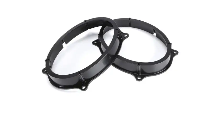 Metra 82-7402 Speaker Adapter Brackets Instruction Manual Metra 82-7402 Speaker Adapter Brackets Instruction Manual