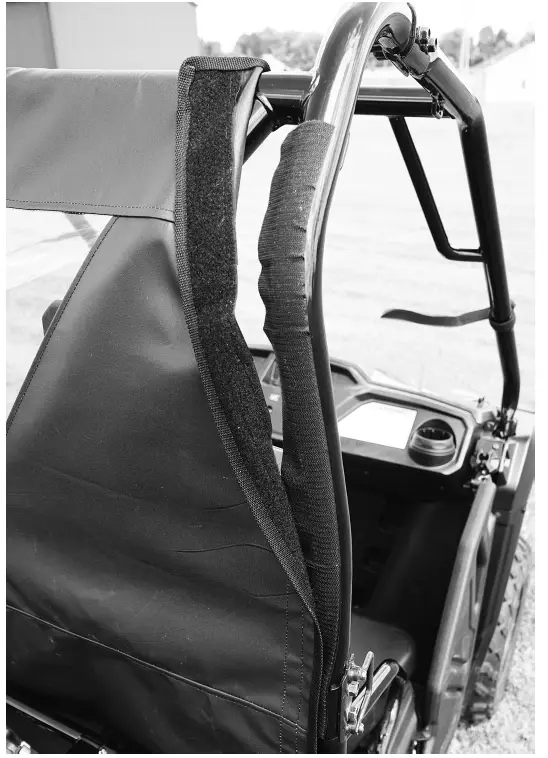 FALCON RIDGE HO-PIONEER500-RW01 Honda Pioneer 500 Soft Rear Window FIG (2)