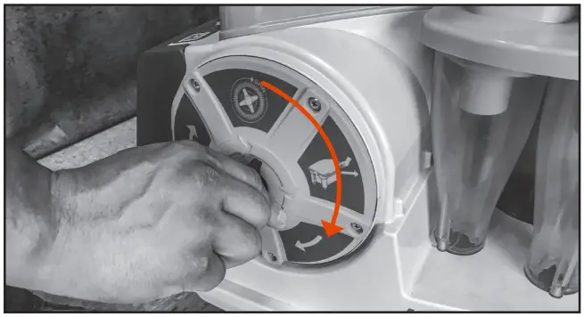 iqpowertools 426HEPA Cyclonic Dust Extractor HEPA Filtration - FILTER MAINTENANCE 1