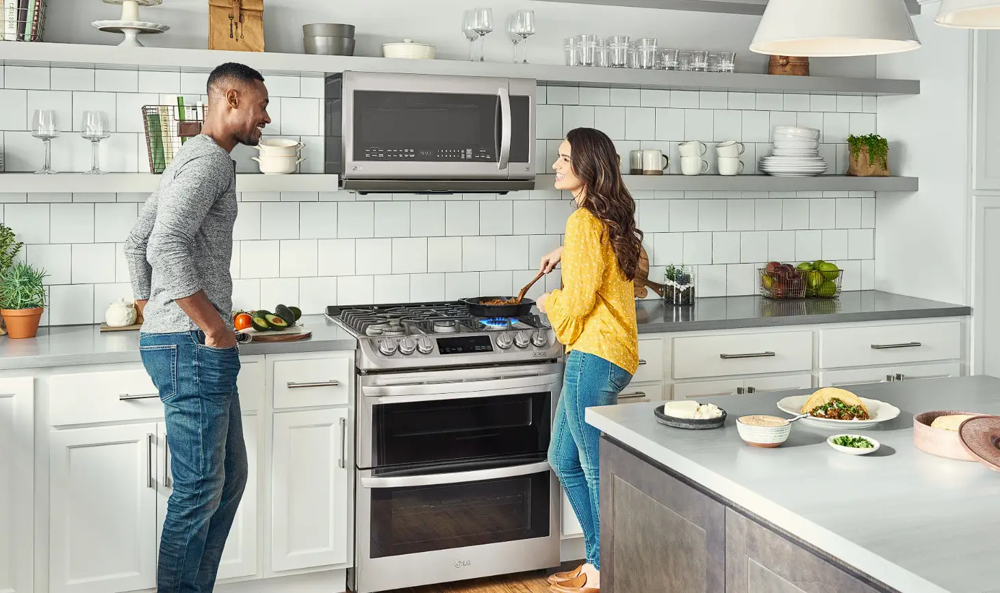 Amana Agr6303mmb 30 Inch Black Gas Range With Bake Assist Temps Instruction Manual