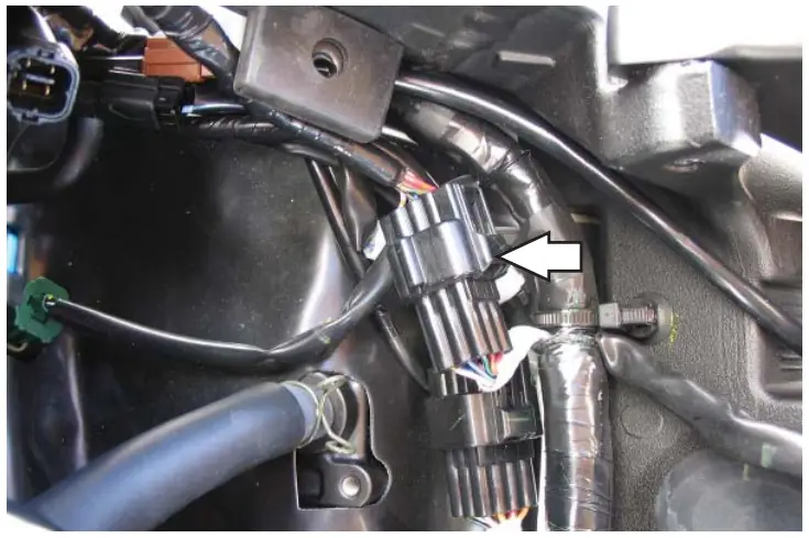 INSTALLING THE POWER COMMANDER 6