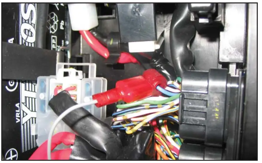 INSTALLING THE POWER COMMANDER 6