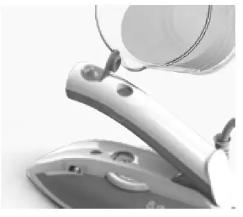 Electrolux-MOTION-EDBT800-Travel-Iron-fig- (3)
