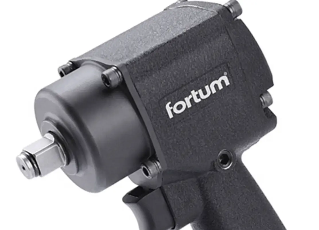 Fortum 4795010 Air Impact Wrench User Manual