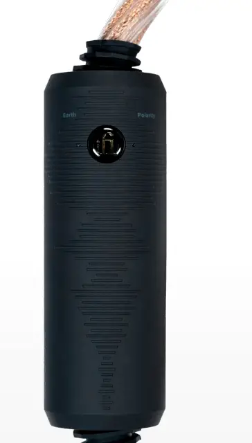 ifi-SupaNova-Active-Power-Cable-10