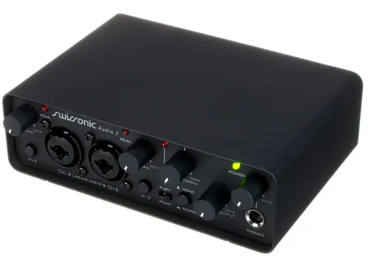 Swissonic-541118-Audio-Interfaces-Include-Vocal -Guitar-Plugins-PRODUCT