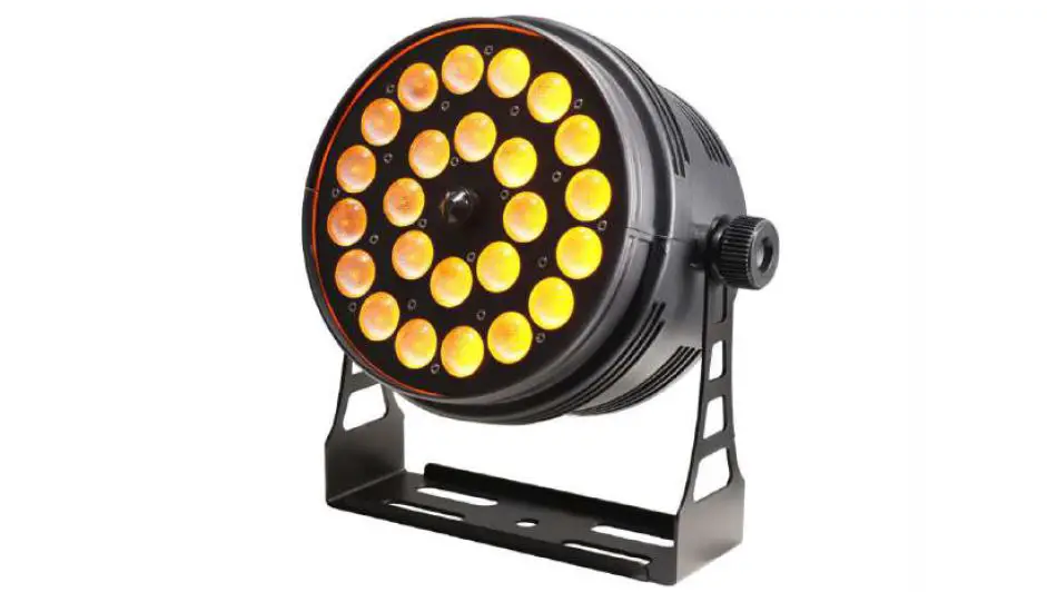 Becen Bc-246z Led Zoom Par Light Powercon User Manual
