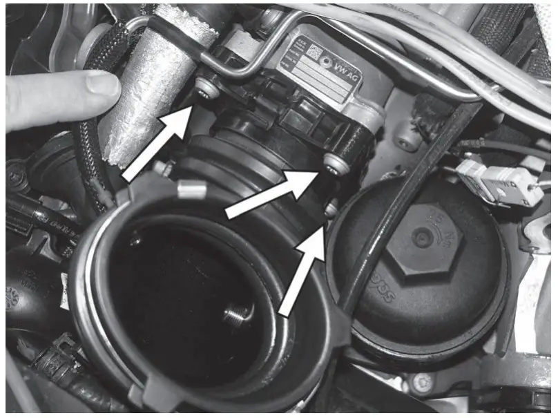 APR CI100056 EA825 40T SUV Intake - fig 19