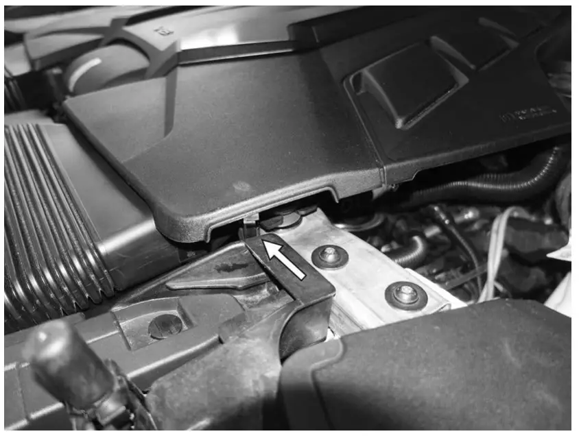 APR CI100056 EA825 40T SUV Intake - fig 2